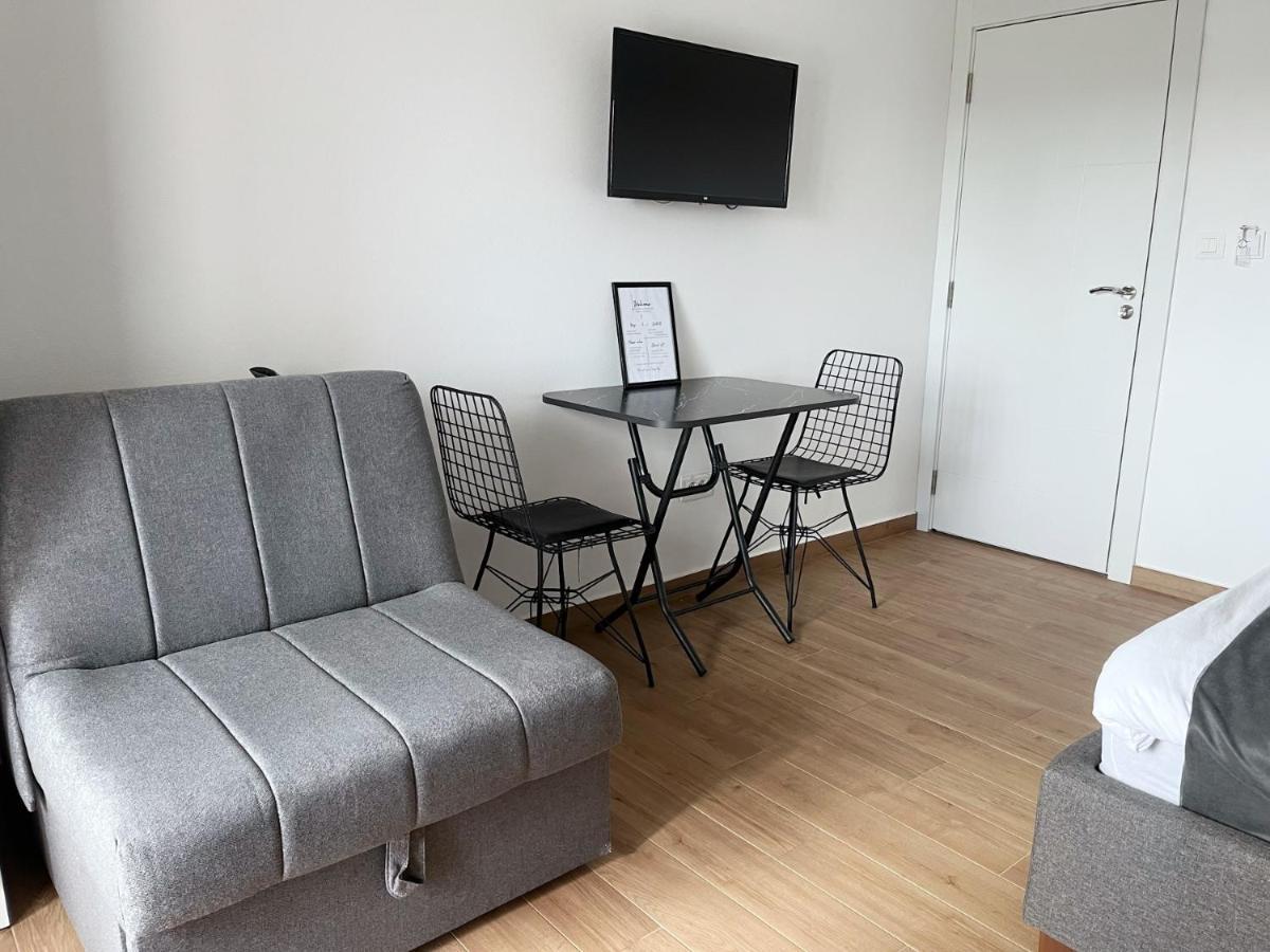 Lana Apartmani Бар Екстериор снимка