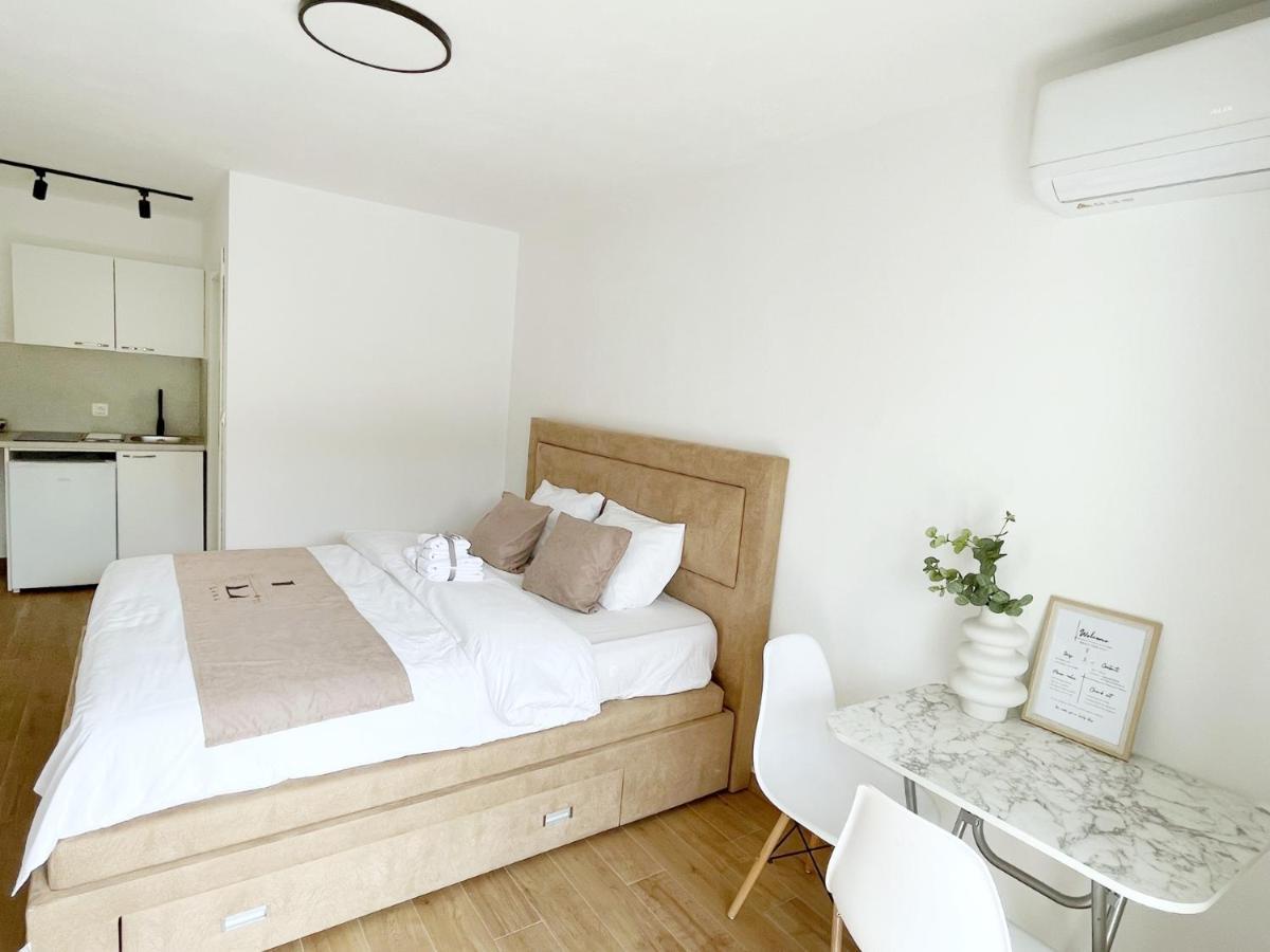 Lana Apartmani Бар Екстериор снимка