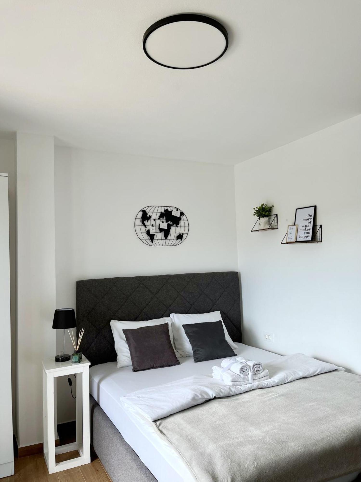 Lana Apartmani Бар Екстериор снимка